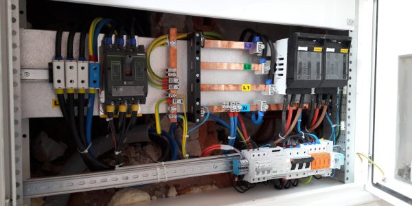 dobry elektryk